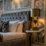 Palace Of The Parliament Rainforrest 1br شقة *