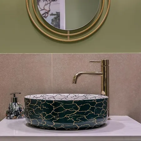 Palace Of The Parliament Rainforrest 1br *