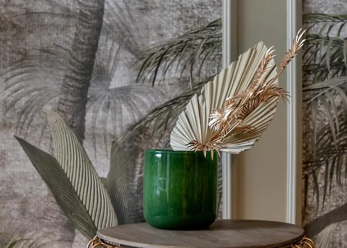 公寓 Palace Of The Parliament Rainforrest 1br *