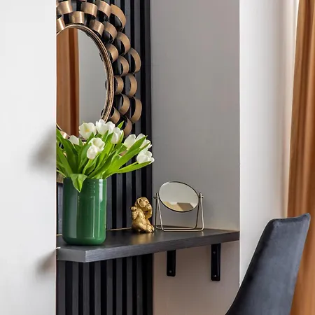 Apartment Palace Of The Parliament Rainforrest 1br