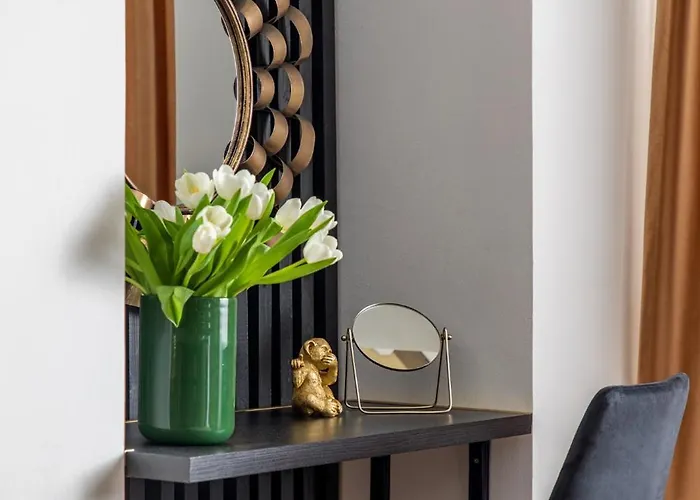 شقة Palace Of The Parliament Rainforrest 1br