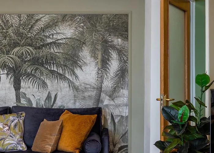 Palace Of The Parliament Rainforrest 1br شقة بوخارست