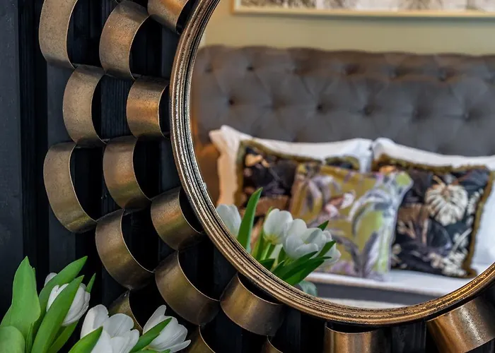 شقة Palace Of The Parliament Rainforrest 1br