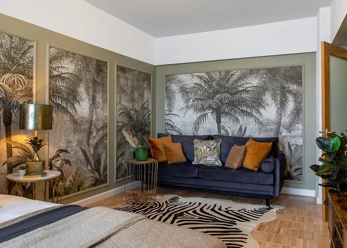 Palace Of The Parliament Rainforrest 1br بوخارست